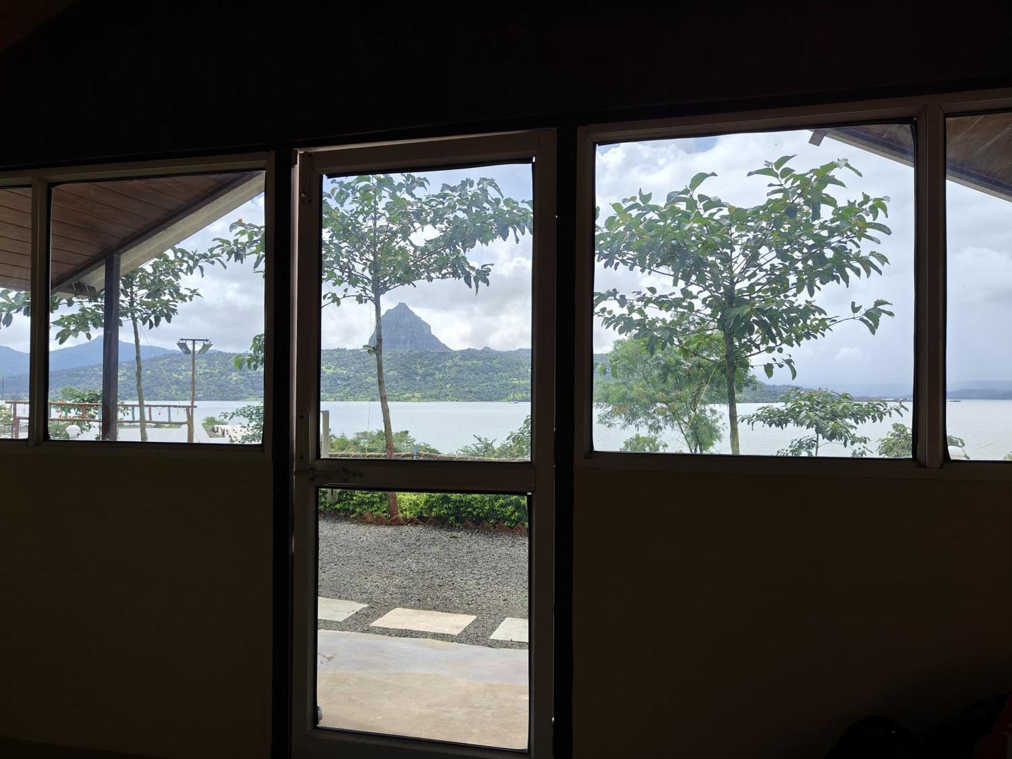 Shelby Pawana Lake Cottages & Camping Tents Lonavala Exterior photo