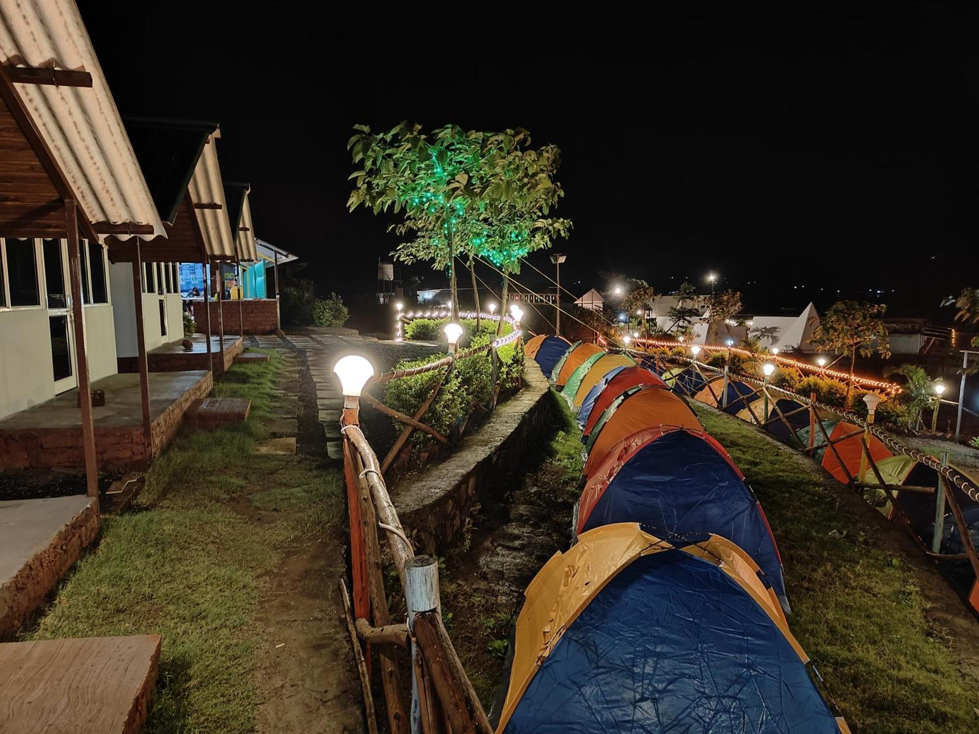 Shelby Pawana Lake Cottages & Camping Tents Lonavala Exterior photo